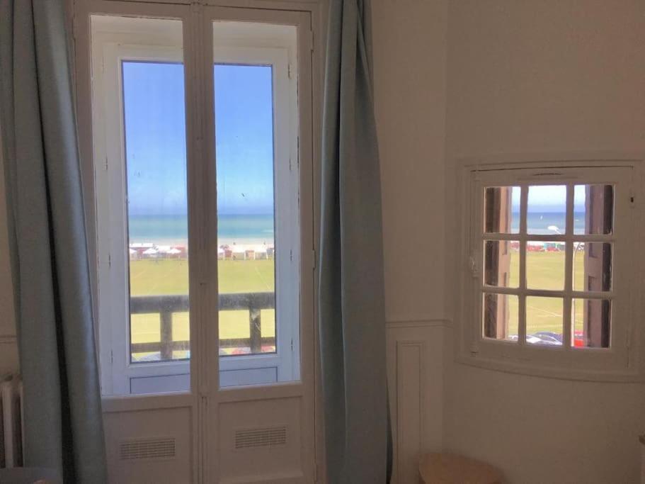 Bel Appartement Vue Mer Centre-Ville, Face Plage Dieppe Exterior photo
